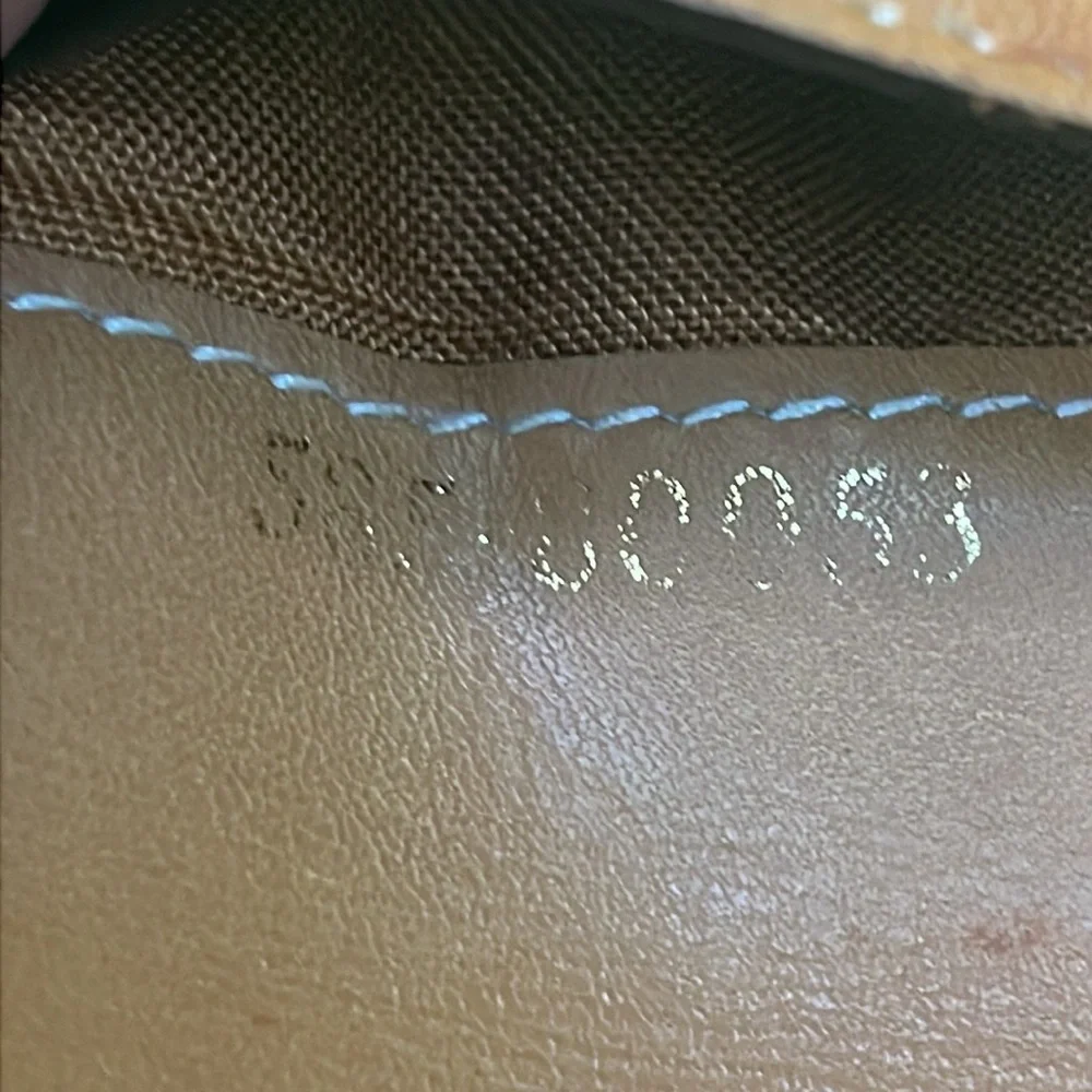 Vintage Fendi orange ten leather bifold wallet